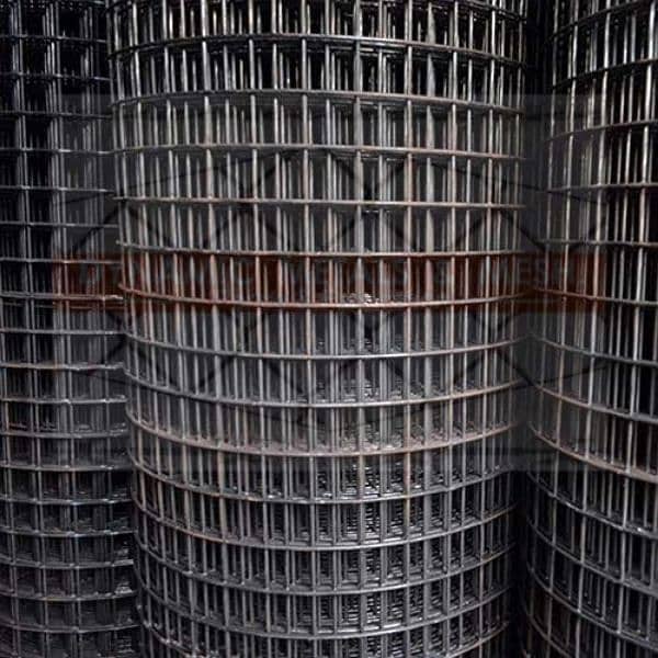 Chain Link Fence/ Razor Wire/ Hesco Bags/ Weld Mesh/ Barbed Wire/ mesh 13