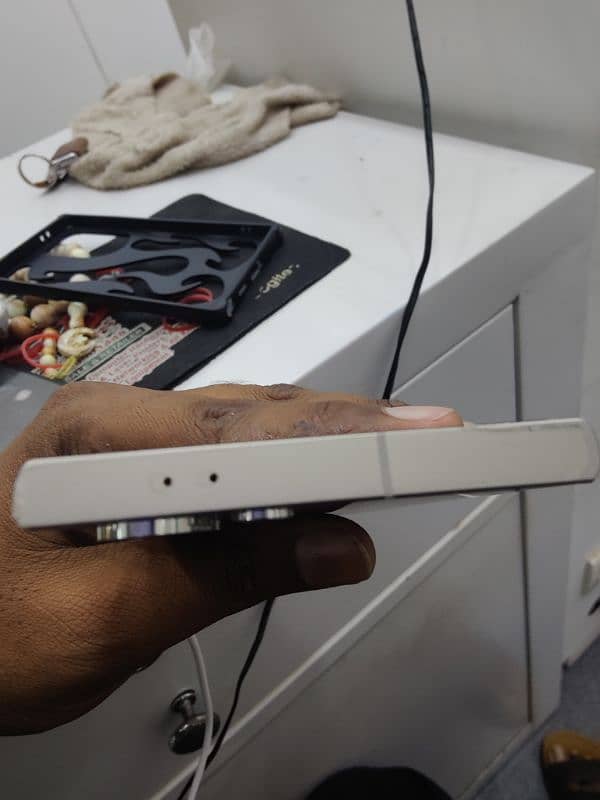samsung s24ultra 12/256 10/10 condition with box and charger 3