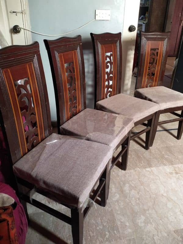 GLASS DINNING TABLE WITH 4 Wooden CHAIRS 10