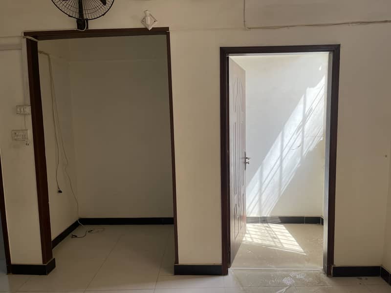 1st Floor For Sale Gulshan-E-Iqal 4A 10