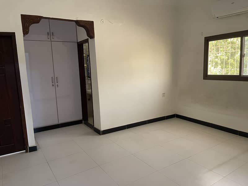 1st Floor For Sale Gulshan-E-Iqal 4A 14