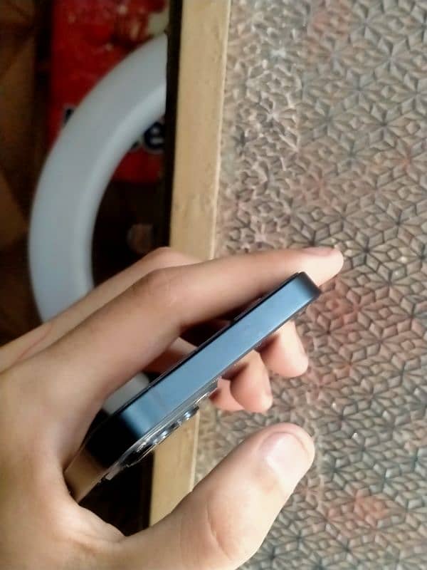 iphone 13 jv 128gb midnight blue in warranty--5/2/2026 5