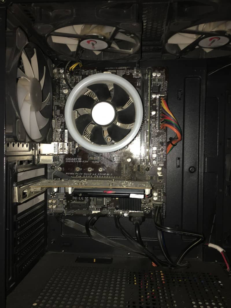 AMD RYZEN 5 3500x WITH GIGABYTE a320m-s2h motherboard 0