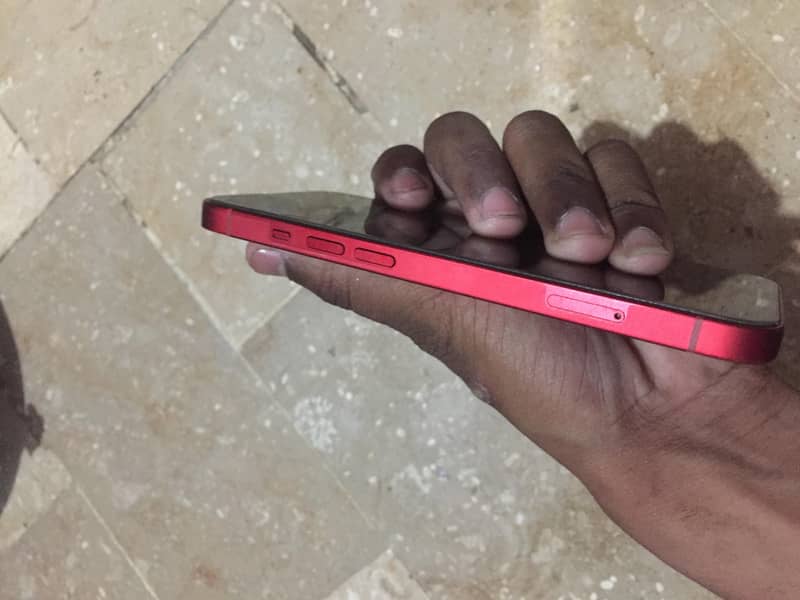 I phone 13 Jv 5