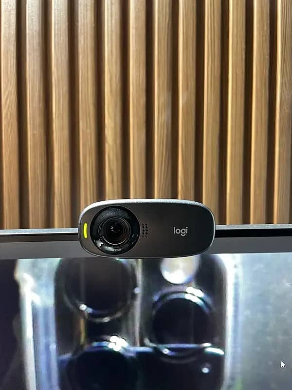 Logitech C310 HD Webcam 10/10 condition ( Cash on delivery) 1
