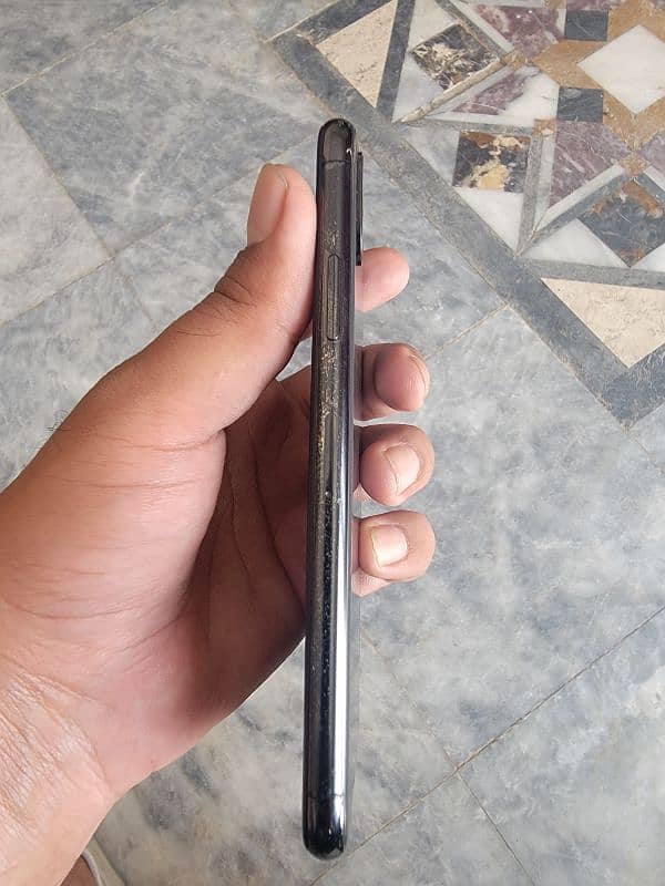 i phone x 64gb non pta factory unlock 4months sim time  03114292066 2