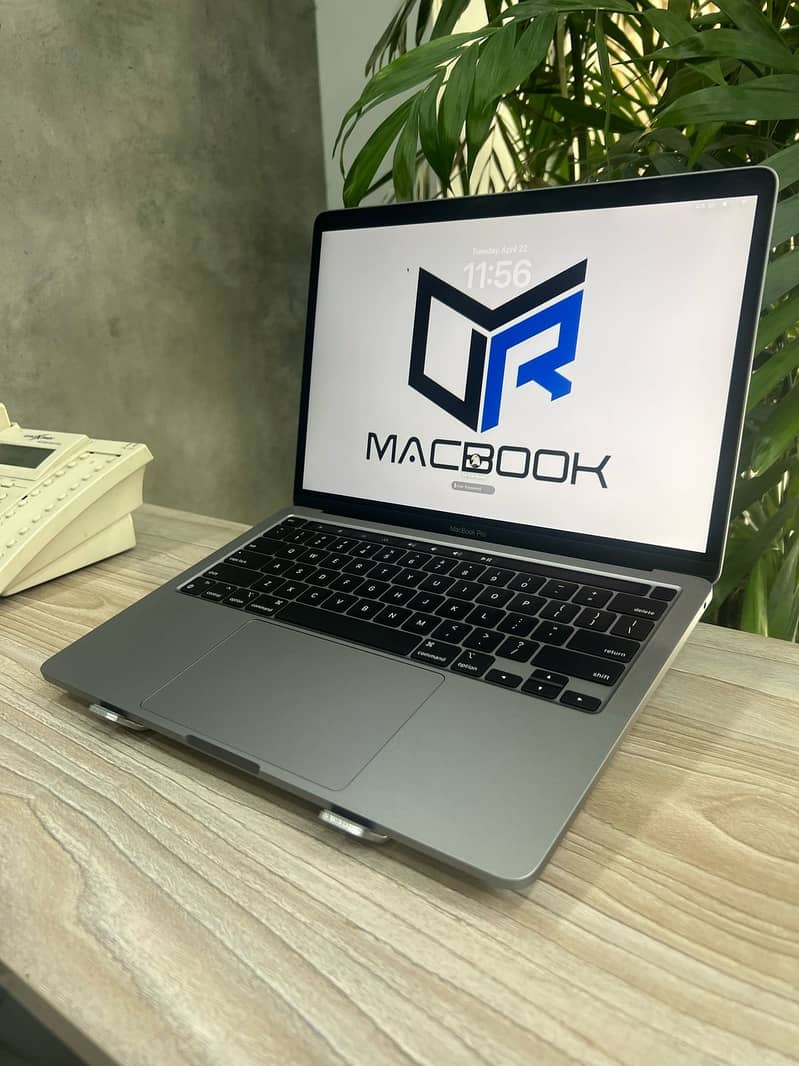 MacBook Pro M2 2022 13 For Sale 1
