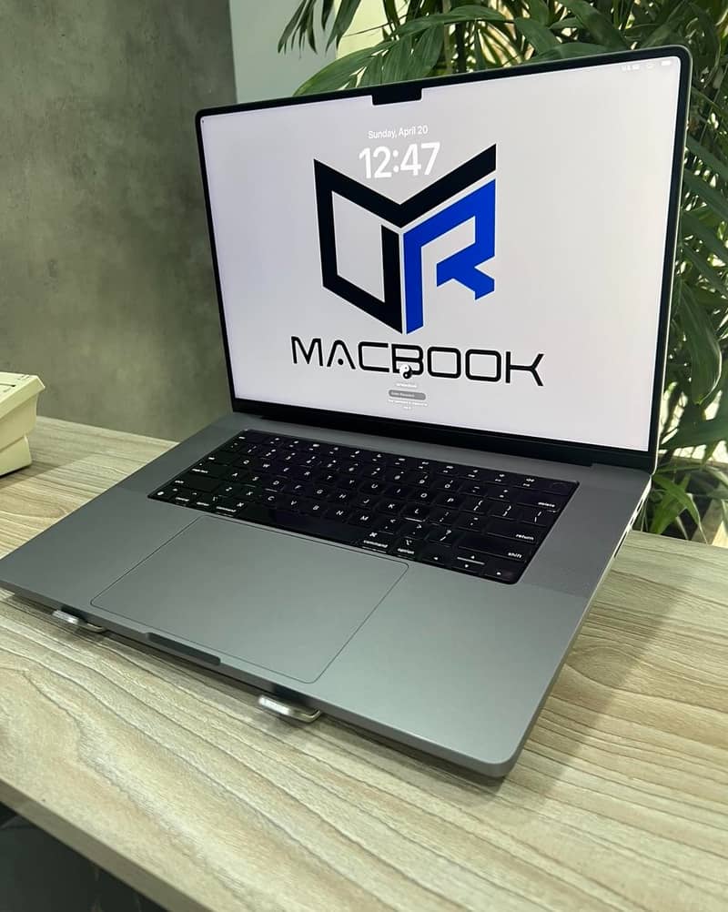 MacBook Pro M1 2021 16" For Sale 3