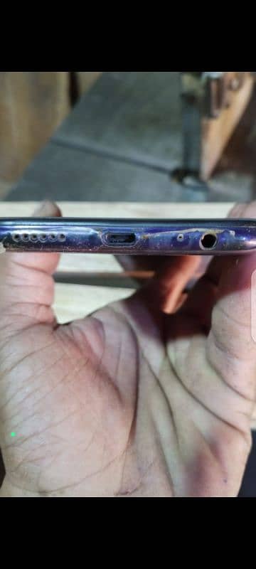 Infinix Hot 8 he 4/64 all mobile ok No open Janvan 100% 4