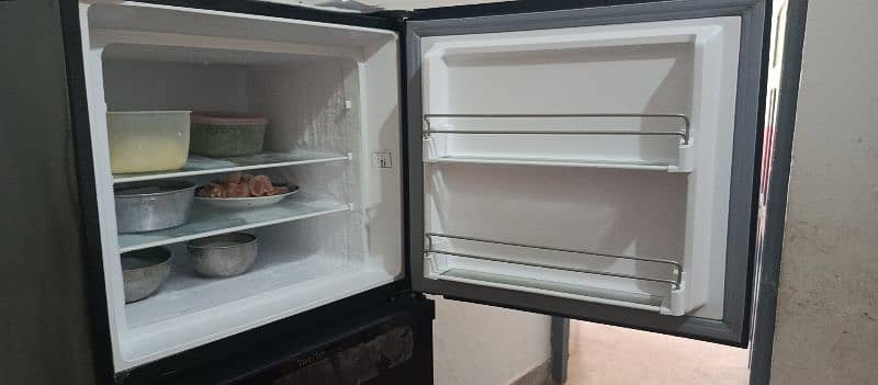 Dawlance inverter refrigerator 0