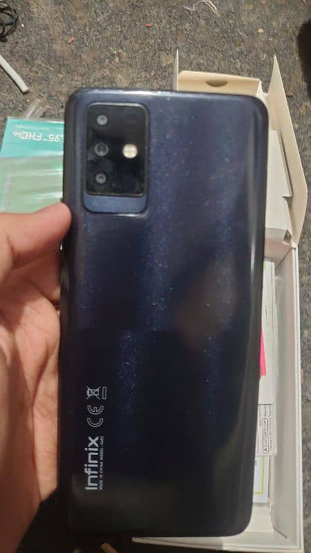 infinix note 10 with box and charger 6/128 5