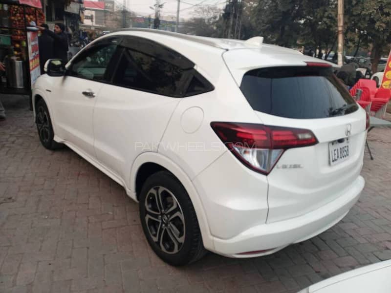 Honda Vezel 2014 3