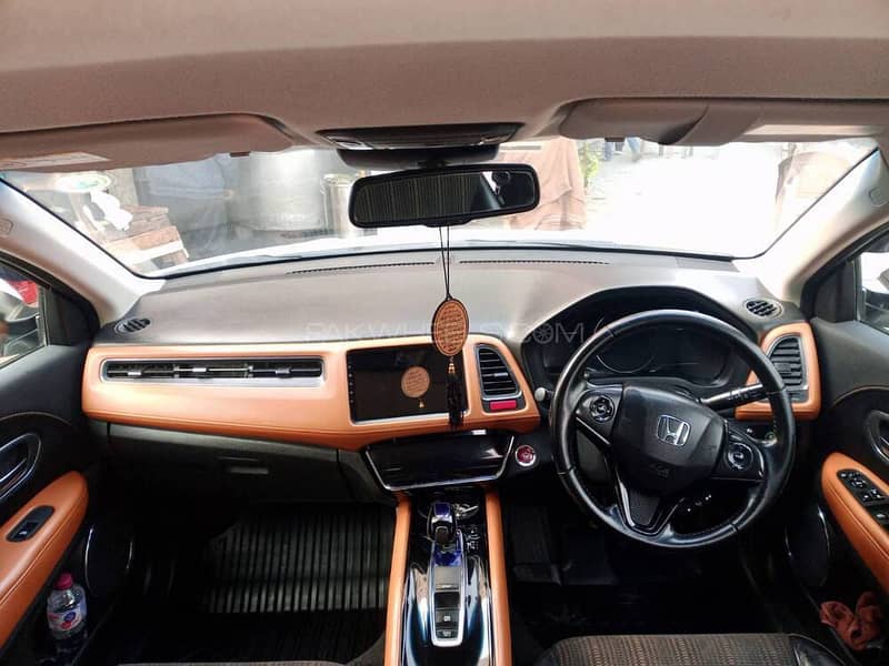 Honda Vezel 2014 11