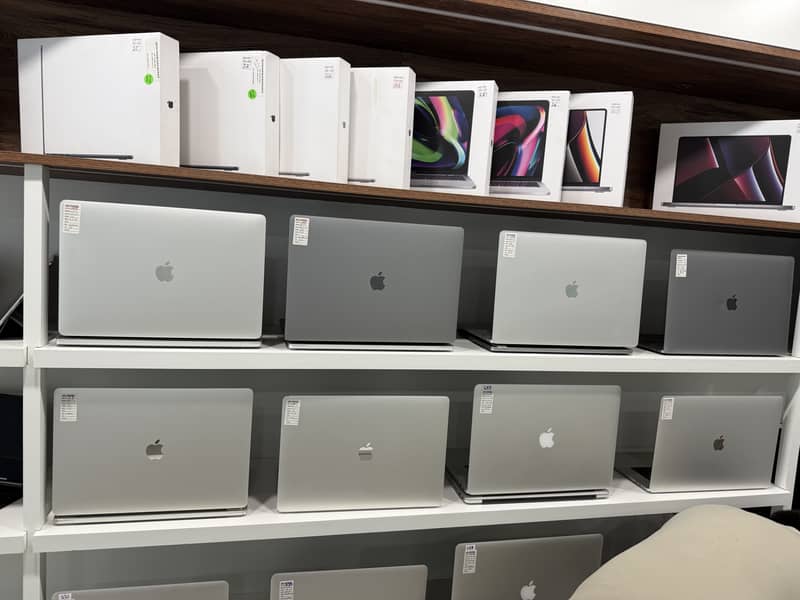 Hot Offer MacBook Pro 16" Core i9 Ram 16 32 SSD 1TB Excellent Conditio 2