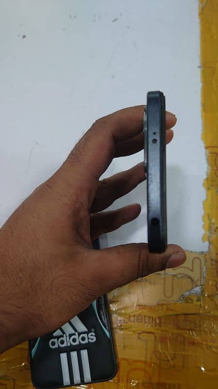 Exchange with kit phone 4