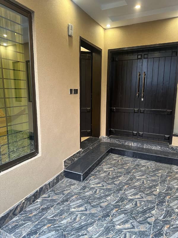 Brand New 5 Marla Modern Design House For Sale In Central Park Housing Scheme, Lahore 2