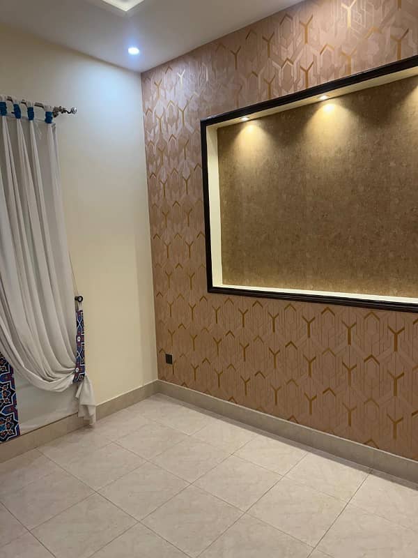 Brand New 5 Marla Modern Design House For Sale In Central Park Housing Scheme, Lahore 7