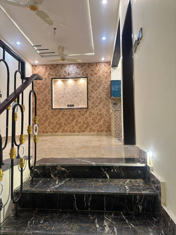 Brand New 5 Marla Modern Design House For Sale In Central Park Housing Scheme, Lahore 15