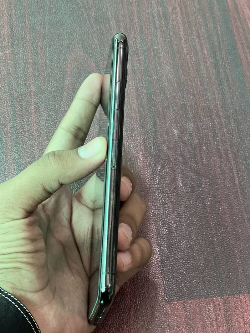 iPhone 11 pro max | 256GB | NON PTA 1