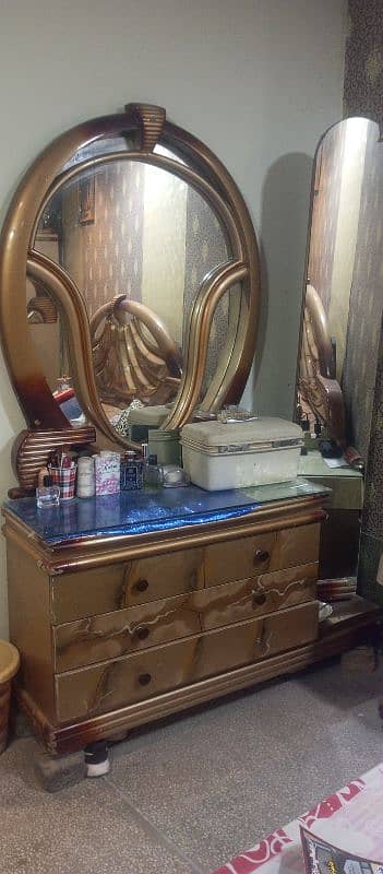 Decopent 2 mirror instol 4