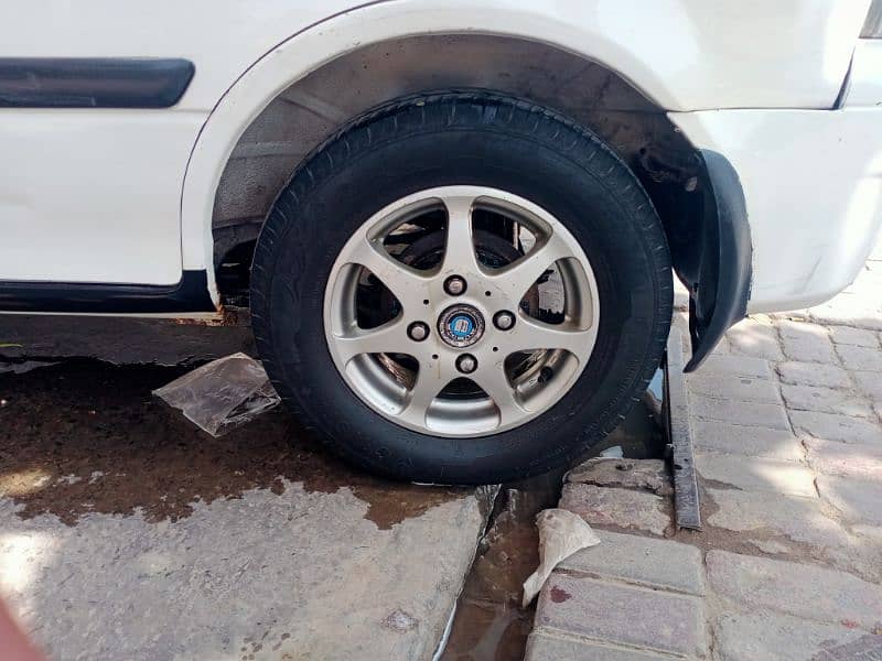 Suzuki Cultus VXR 2012 10