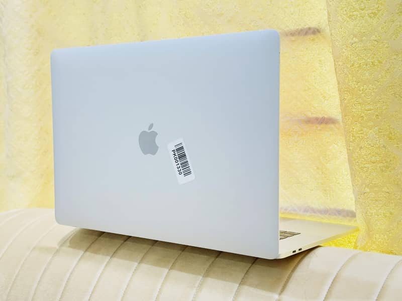 APPLE MACBOOK PRO 2016 15'' DISPLAY FOR SALE 3