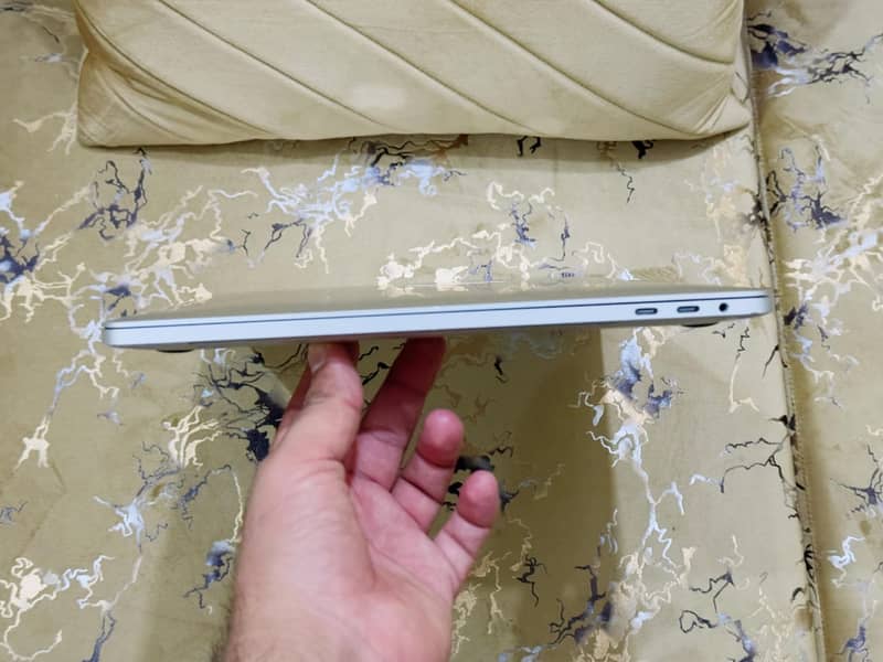 APPLE MACBOOK PRO 2016 15'' DISPLAY FOR SALE 7