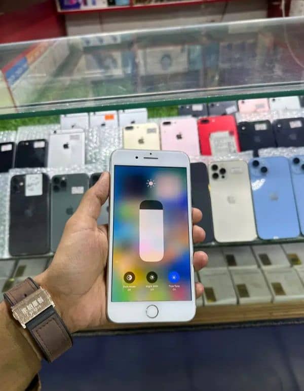 iPhone 8 Plus _|| PTA Approved _|| 64Gb/Rs16000/_|| 256Gb/24000/_ 4