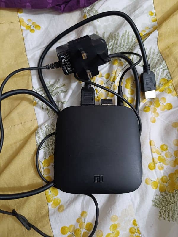 MI TV BOX.  ANDROID Original   please read ad carefully then contact 3
