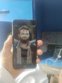 128 GB ka hai
