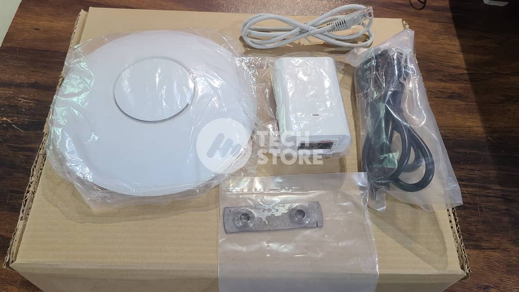 Access Point AC Pro | UniFi AP AC PRO Ubiquiti Dual Band (Renewed) 12