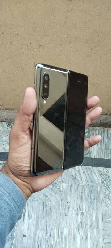 Samsung Galaxy Fold 1 Smartphone For Sale Pta Approved Single Sim. . 3