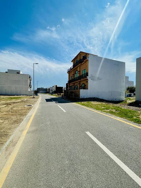 Low Price - Ready for Construction 3 Marla Plot in Metro City Kharian 0