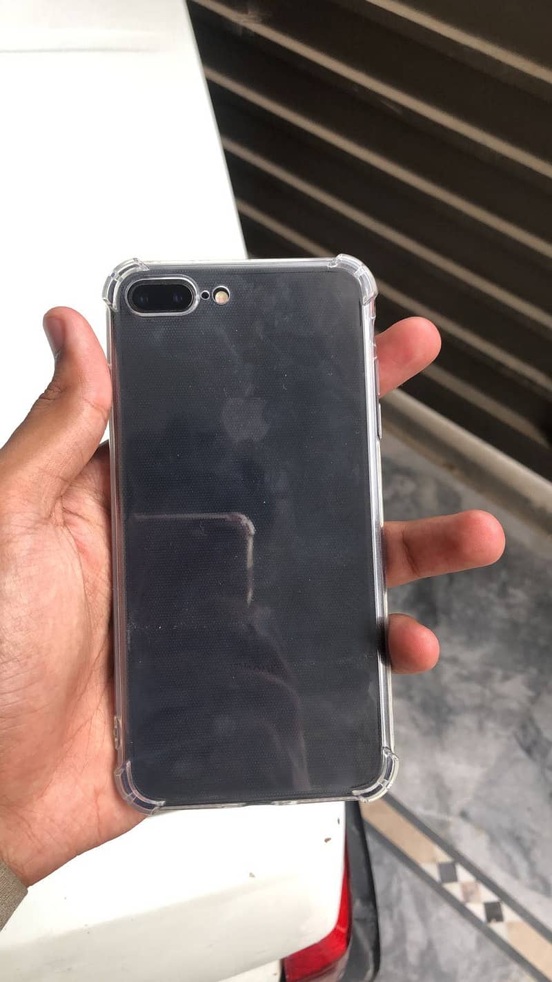 iPhone 8 Plus 3