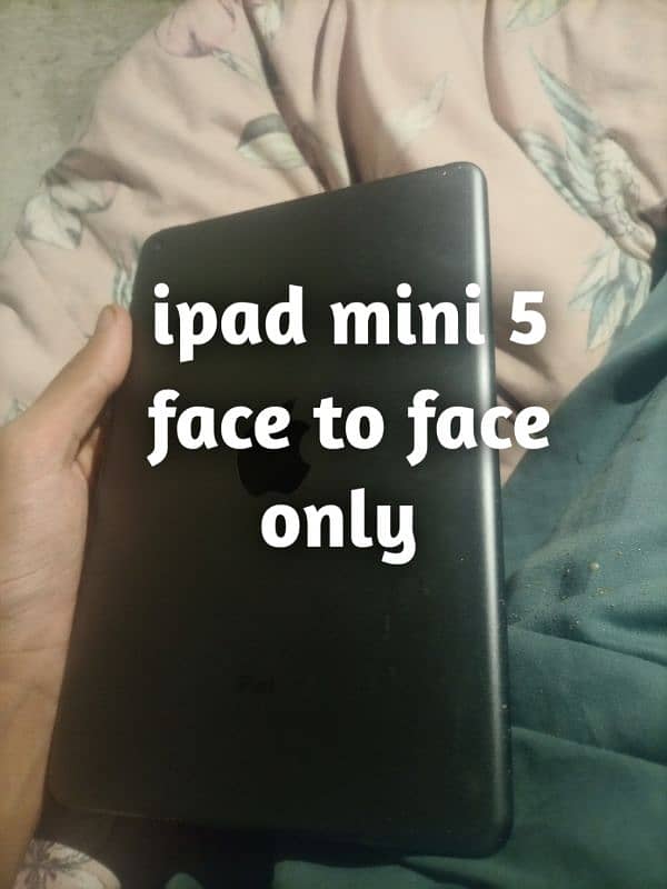 ipad mini 5 prefect condition. . 0
