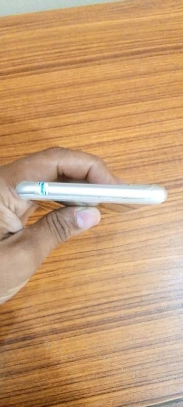 I phone 7 plus all ok official pta approved call 03143487071 3