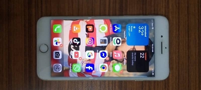 I phone 7 plus all ok official pta approved call 03143487071 6