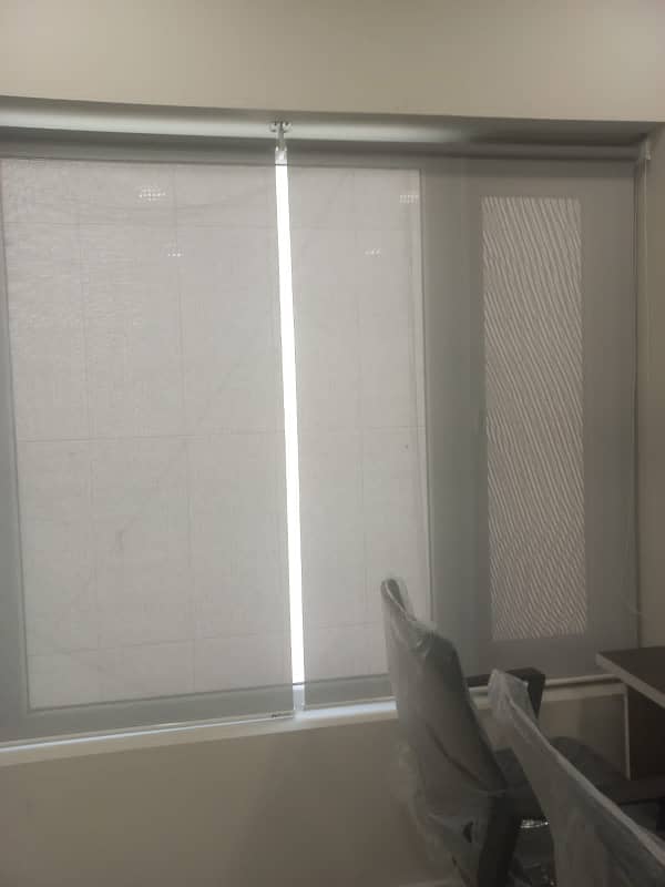 MAN SABA AVENUE VIP LAVISH FURNISHED OFFICE FOR RENT 24 &7 OFFICE WORK 18