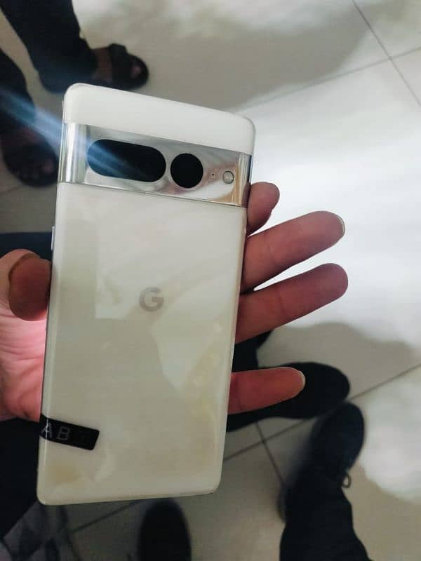 GOGEL pixel 7 pro 10 by 10 condition 0