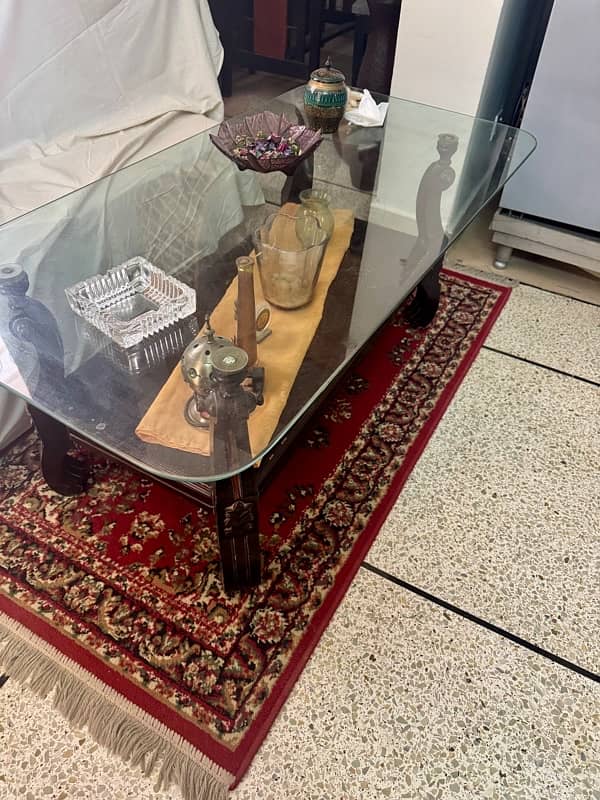Centerl table in wood shape 1