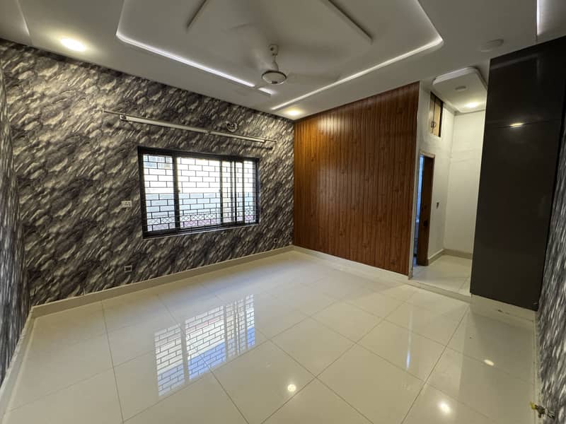 F-11 1kanal upper portion Available Fir Rent sapret gate 0