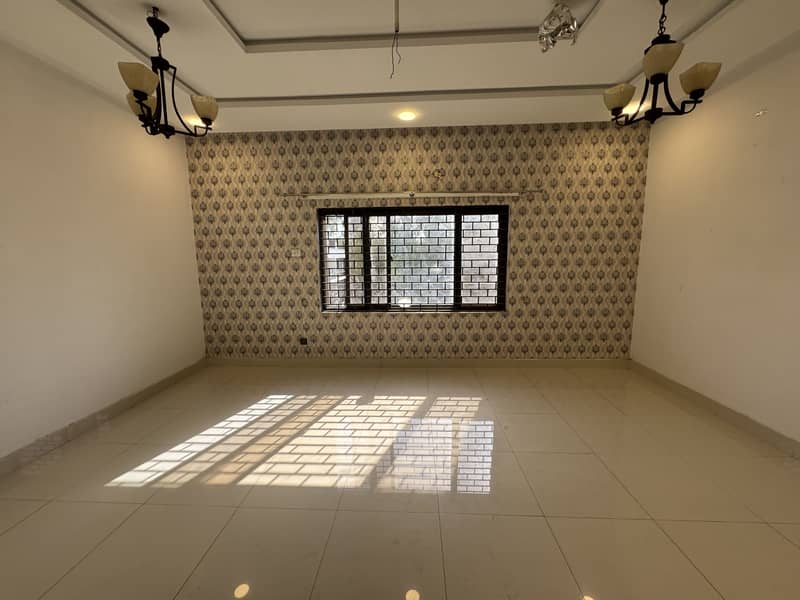 F-11 1kanal upper portion Available Fir Rent sapret gate 3