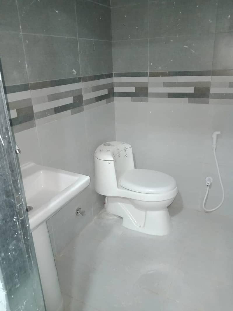Brand New Office For Rent Block 13/C Main University Road 4