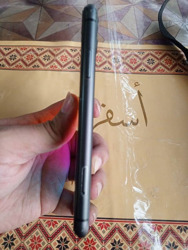 iphone 11 factory unlocked 128gb 3