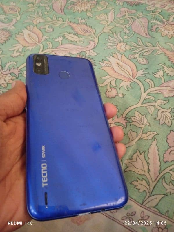 Tecno spark 6go 0