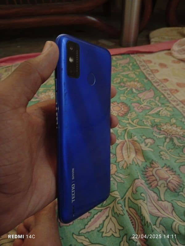 Tecno spark 6go 4
