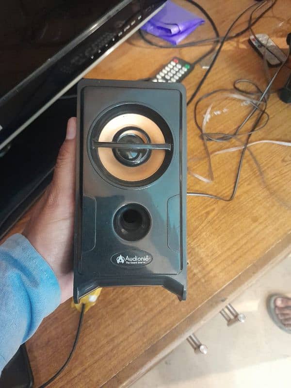 Audionic Woofers in good condition 1