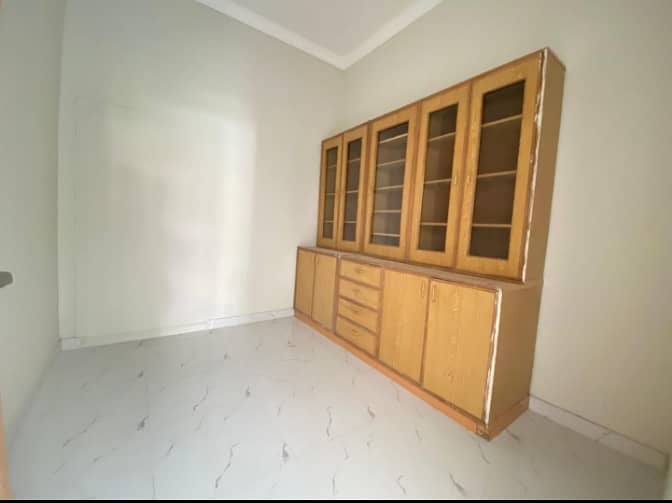 brand new one kanal upper portion available for rent with original picture attached 2