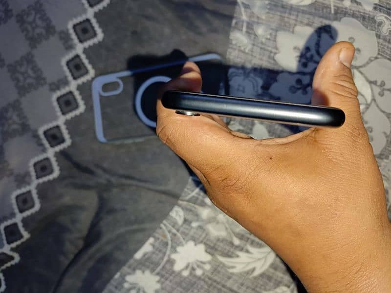 IPhone XR 128 GB JV 3