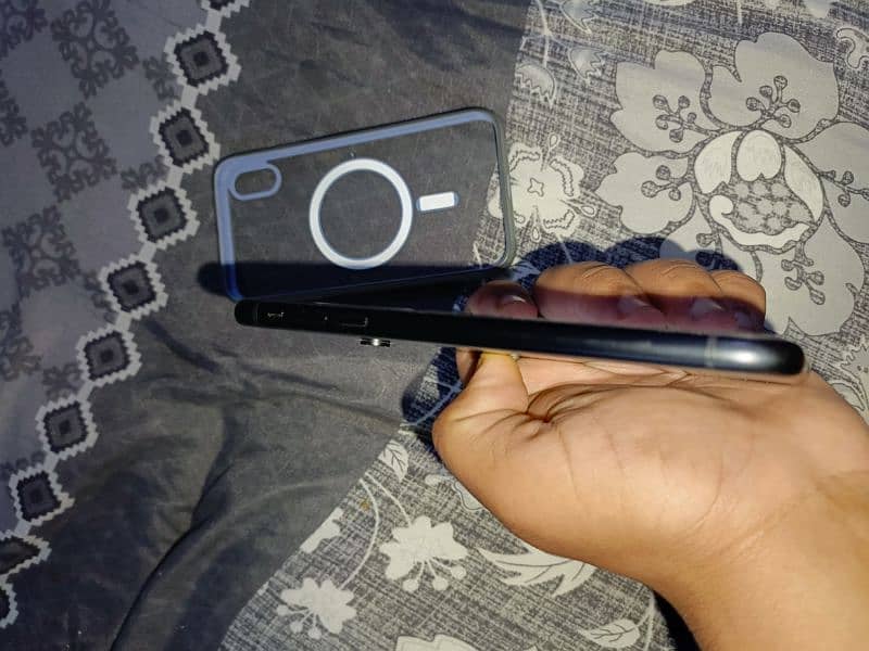 IPhone XR 128 GB JV 4